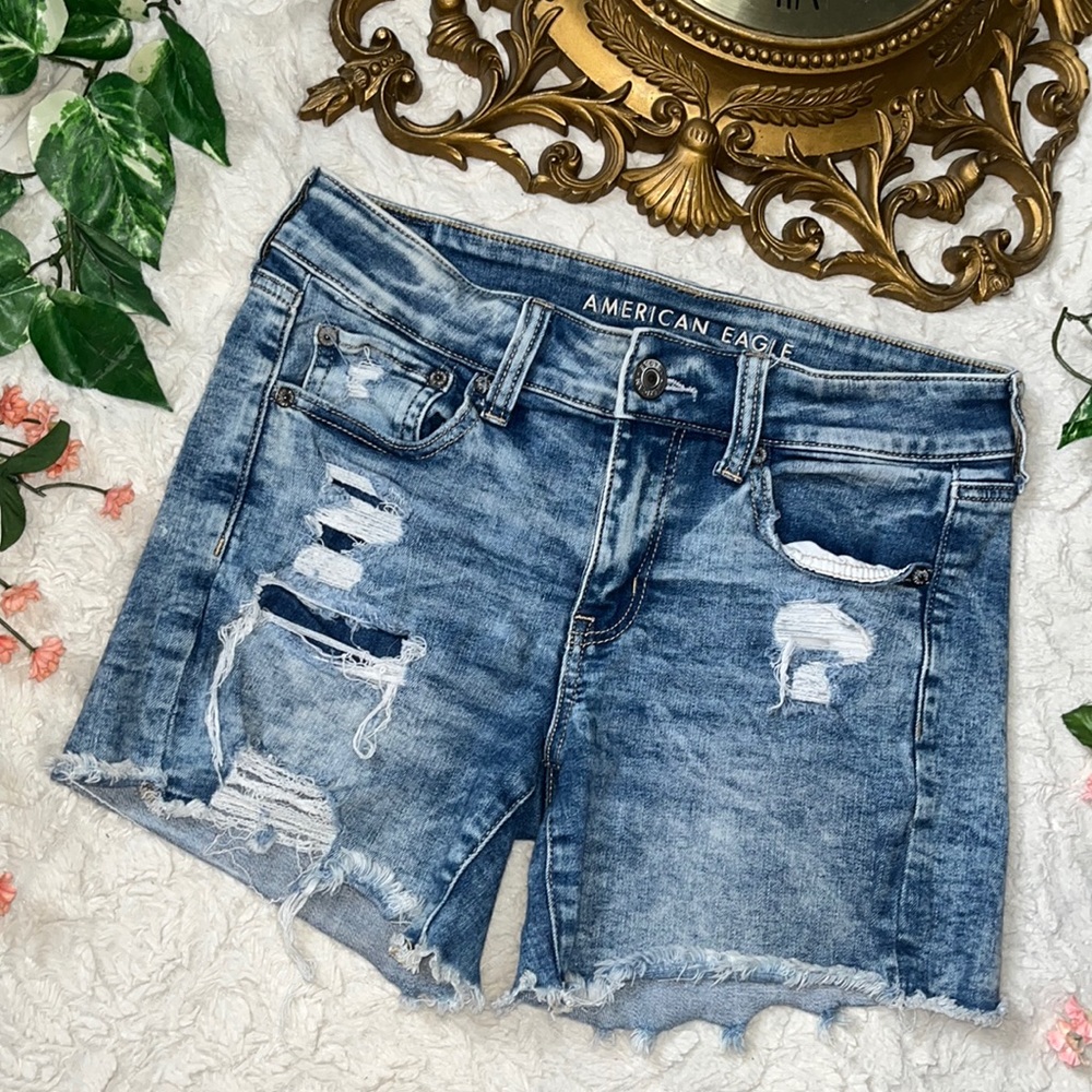 American Eagle MIDI Shorts
